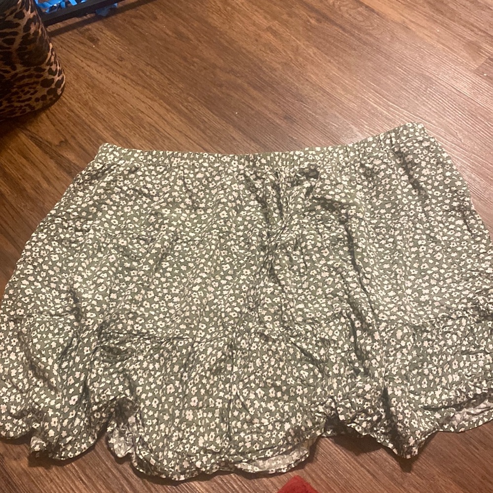 green flower print skirt